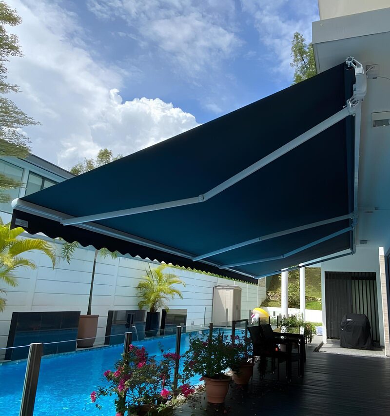 Adjustable Retractable Awning for Home